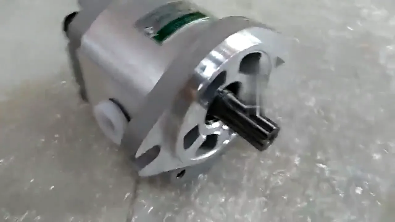 Excavator Hydraulic Mini Gear Pump 7083s04541 For Pc55 Pc56 Buy