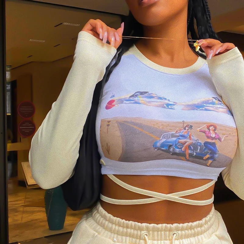 

Bomblook X21TP477 2021 New Fashion Print Streetwear Long Sleeve O Neck High Elastic Crop Top Women Sporty