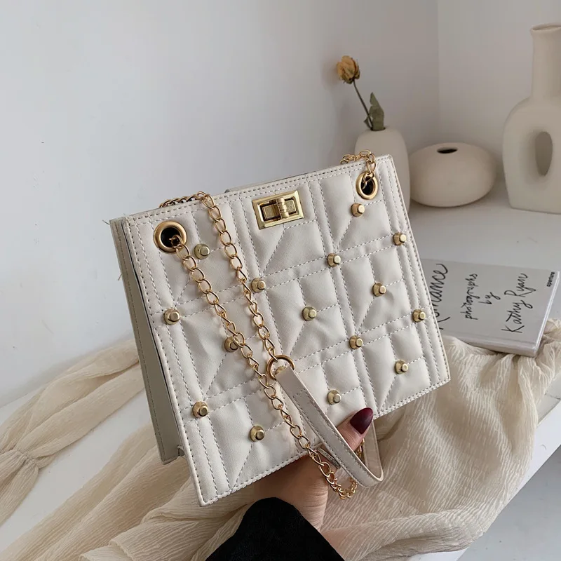 

Wholesale ins super fire girl diagonal hand bag texture small handbag chain 2020 new Korean version of high sense, Customizable