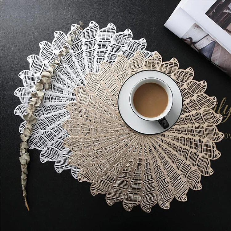 

gold plastic flower dinning mat for table decoration, Gold / silver