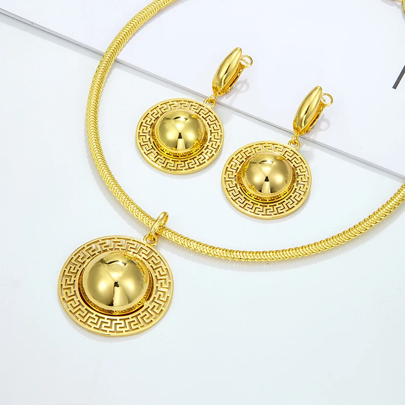 

Dubai Fashion Jewellery Women Gold Plated Set Viennois Hat Pendant Earrings Jewelry Accessories Set For Ladies