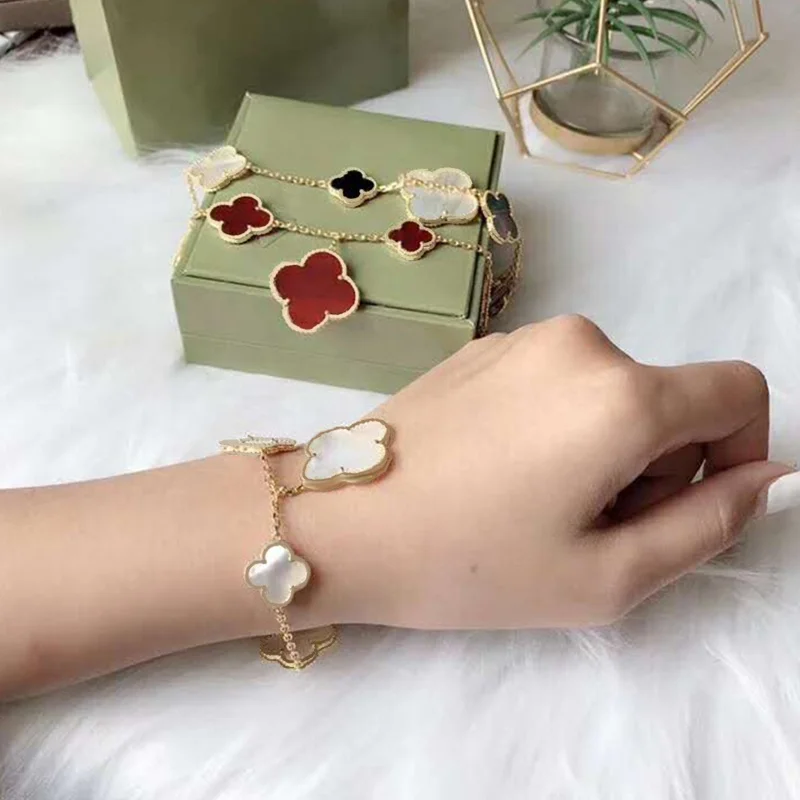 

Fashion Jewelry S925 Silver Diamonds Five-leaf Clover Diamond Bracelet Gray Red Agate Malachite Bracelet