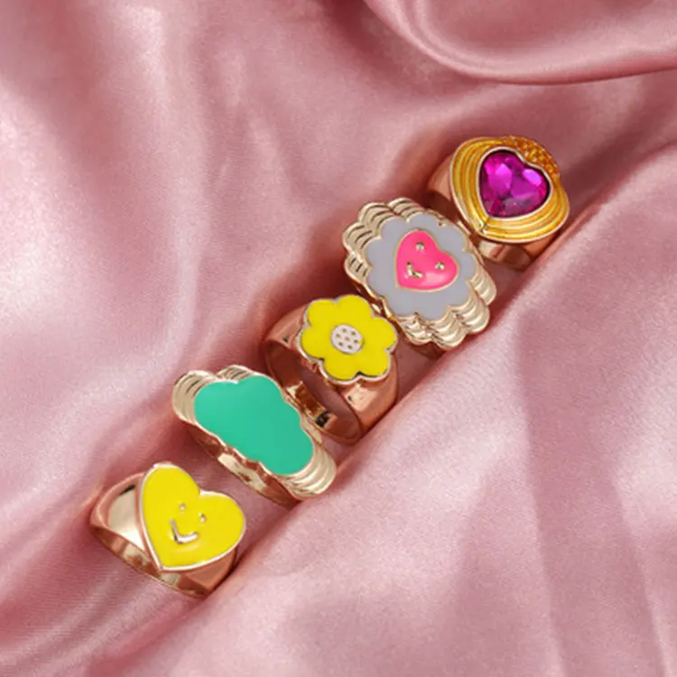 

Trendy Smiley Cloud Flower Heart Ring Cute Finger Ring Ins Fashion Chuncky Rings for Women Girls, Yellow,green,pink