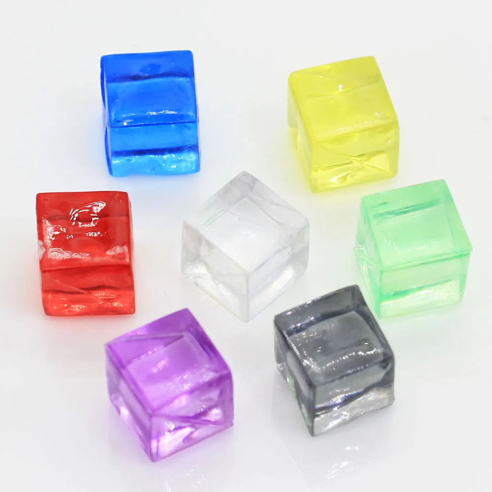 

New Arrival 8MM Clear Plastic Cubes Player Pieces Transparent Wedding Party Supply