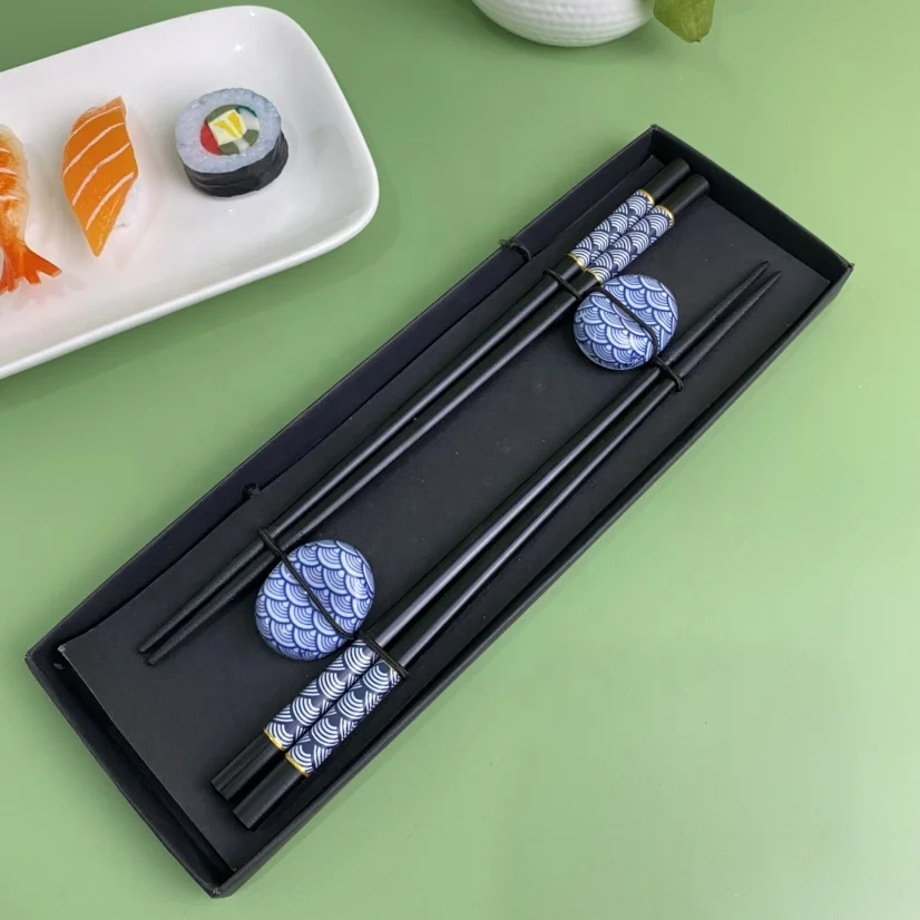 

High Quality Reusable Tableware Sushi 2 pairs Wood Chopsticks with Ceramic stick Rest Gift Box Set