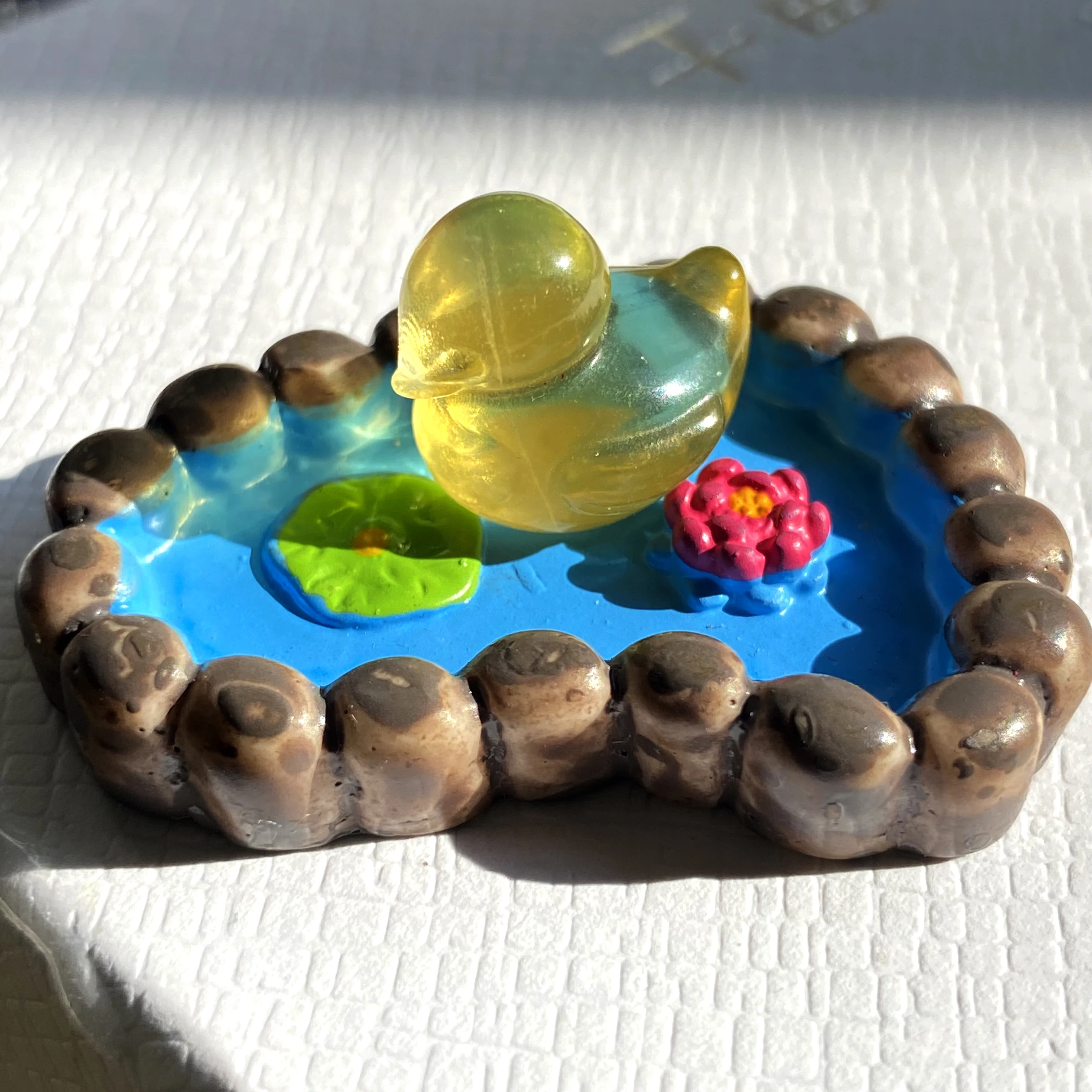 

Wholesale Cheap Price Natural Healing Stones Yellow Fluriote Cute Mini Crystal Duck Carving With Resin Pool