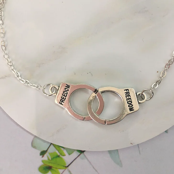 

jialin jewelry Summer beach chain gold plated Footwear Anklet Jewelry Summer Hot Fashion Popular New Handcuffs Lady Anklet