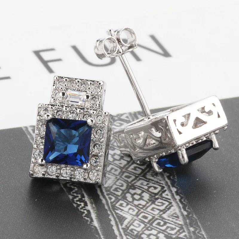 

Platinum plated square gold color yellow green blue diamond earrings women's earrings palace retro micro inlaid diamond zircon