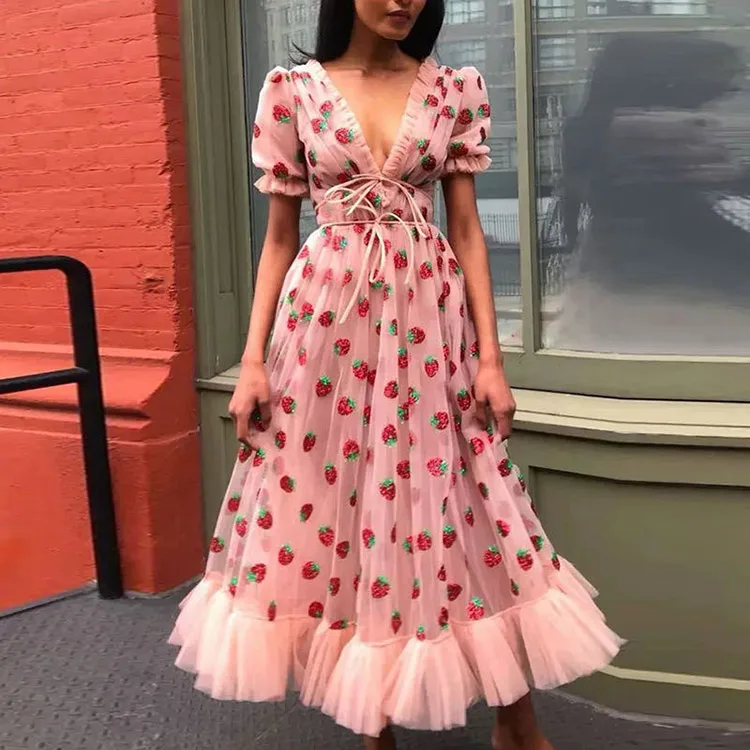 

2021 Strawberry Mesh Lace Pleated Dress Summer a-line casual dresses