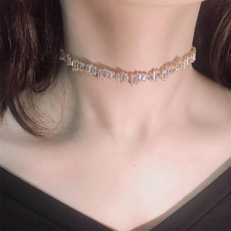 

Simple Design Luxury Real Gold Plated Adjustable Shiny CZ Crystal Clavicle Necklace Clear Cubic Zirconia Choker Necklace