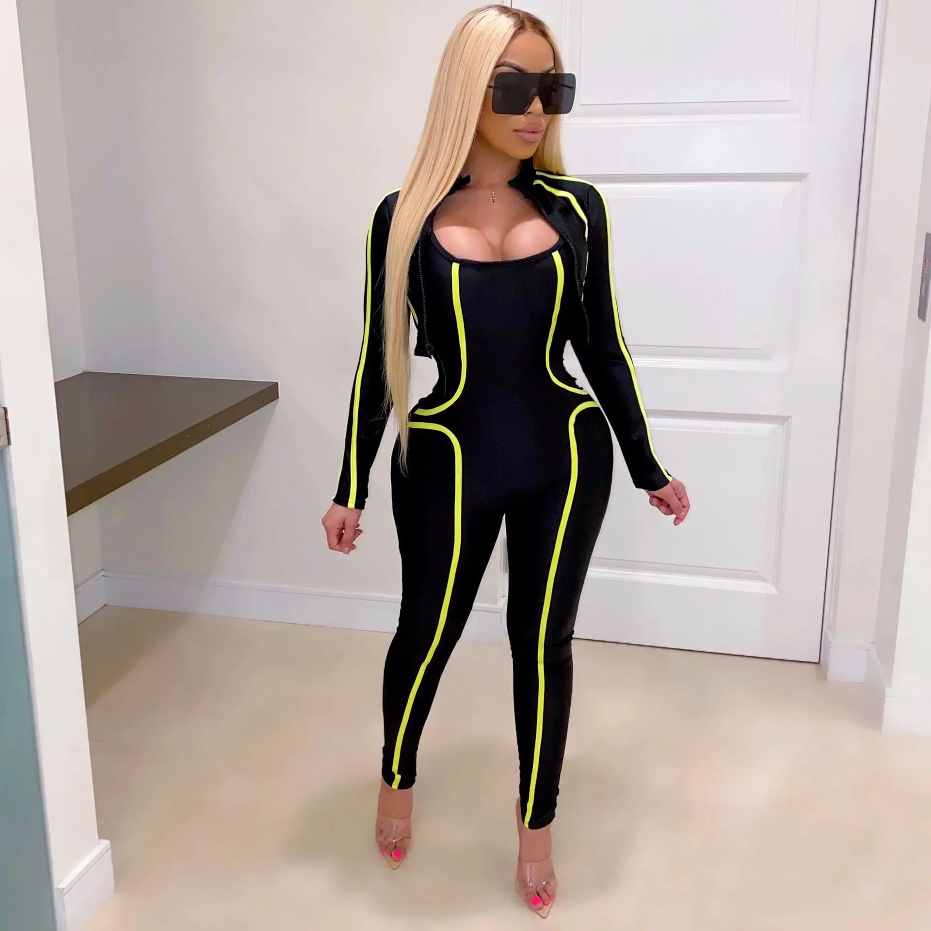 

Skinny sports and leisure yoga jacket set