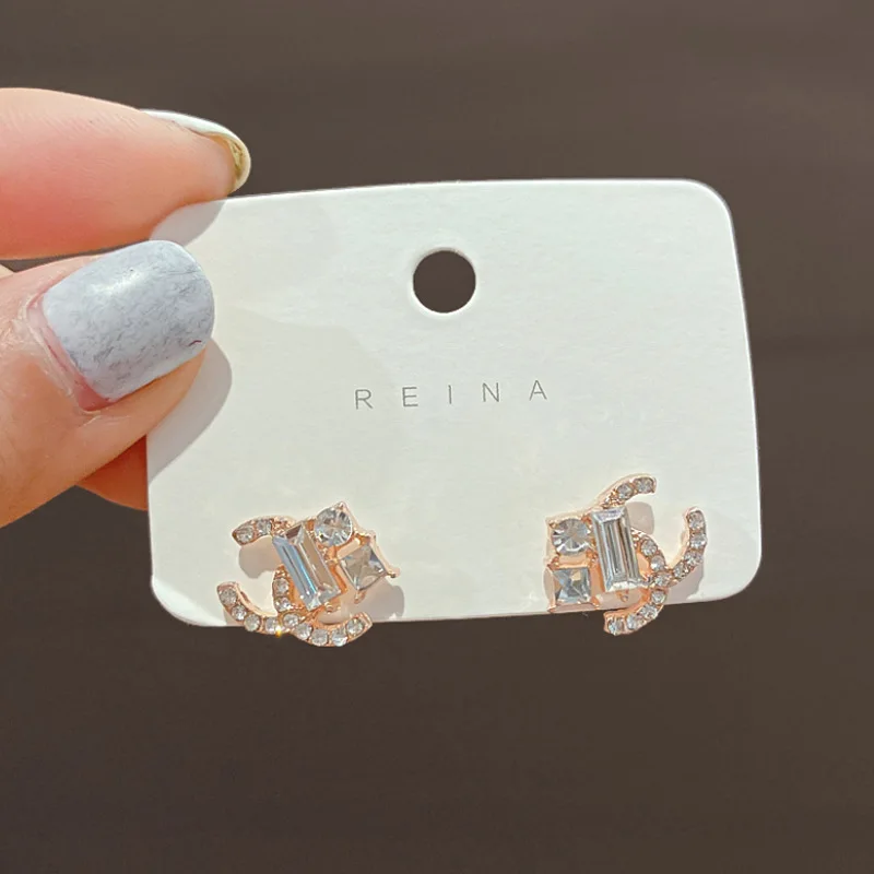 

2021 fashion jewelry trendy crystal double c shape earrings stud