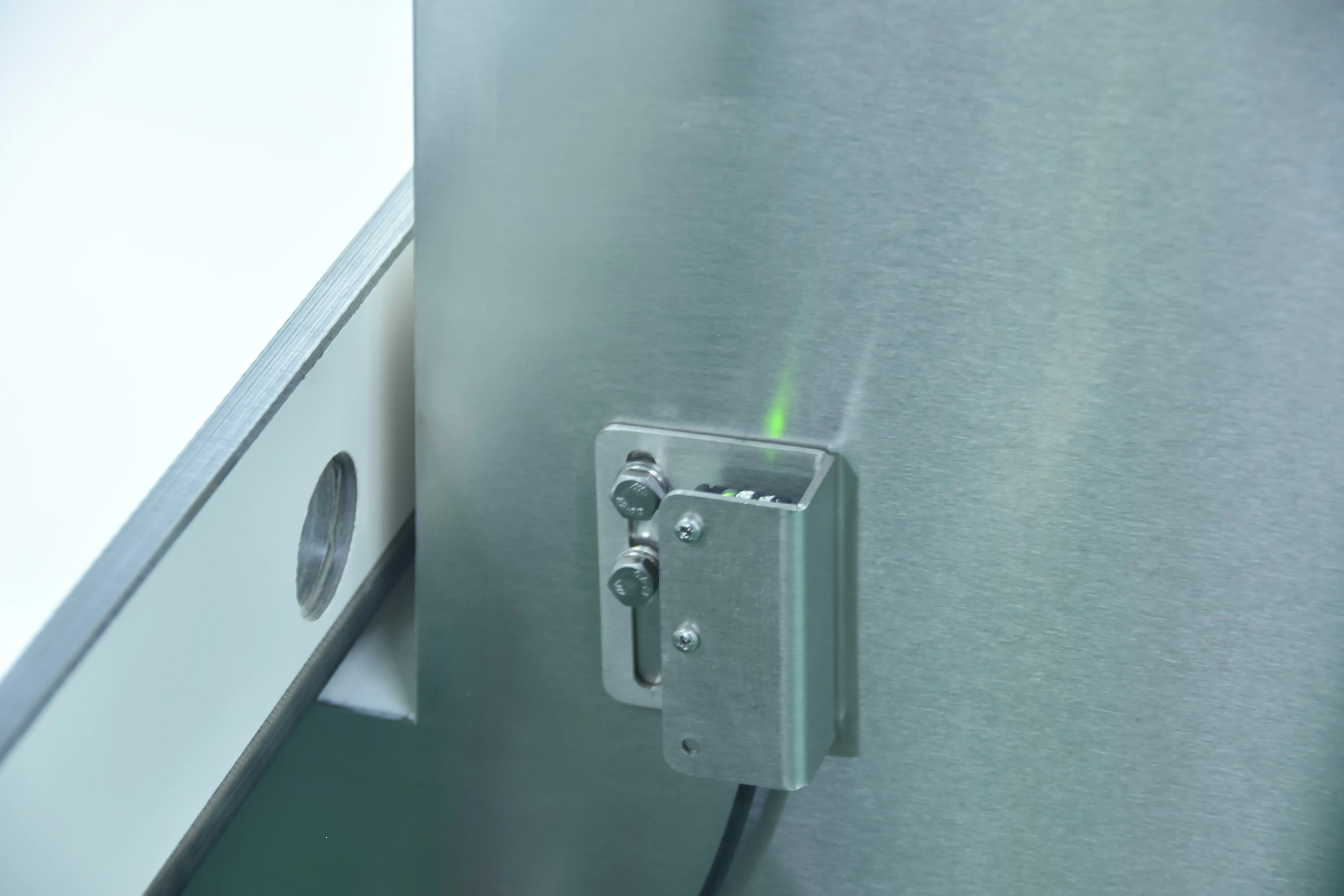 CQ-918 precision sensor assembly