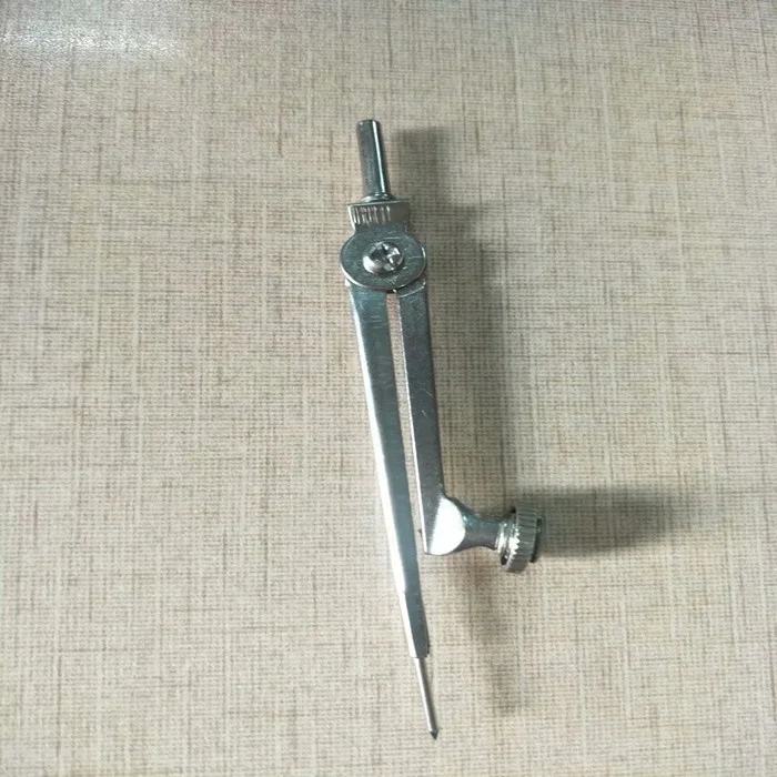 
Metal silver compass with pencil hole 