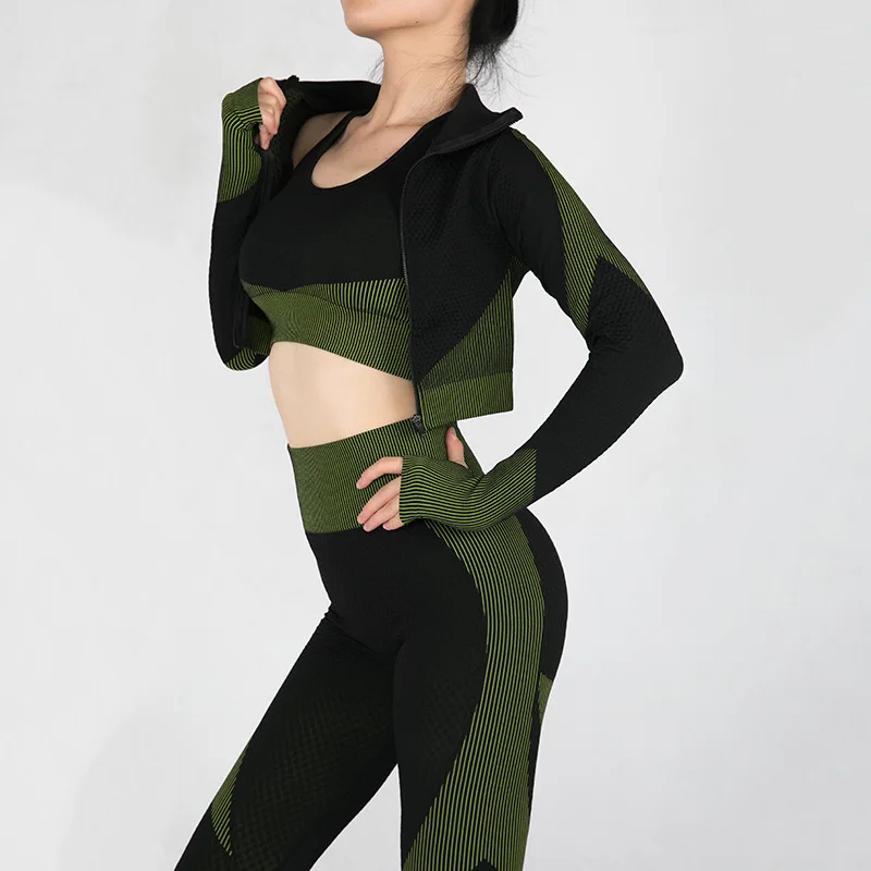 

amazon seamless yoga clothing suit female autumn and winter hip lift tight-fitting running fitness 3 piece nylon yoga sets