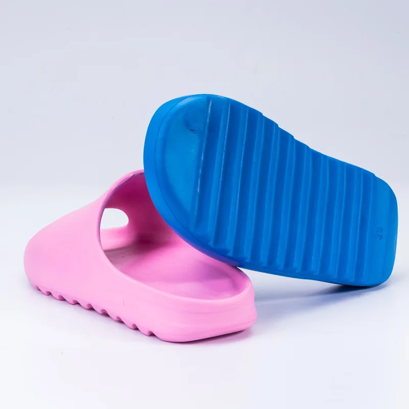 

2021 Wholesale High Quality Newly Design Footwear Slippers Outdoor Indoor Customized LOGO Yeezy Slides Unisex, See color options