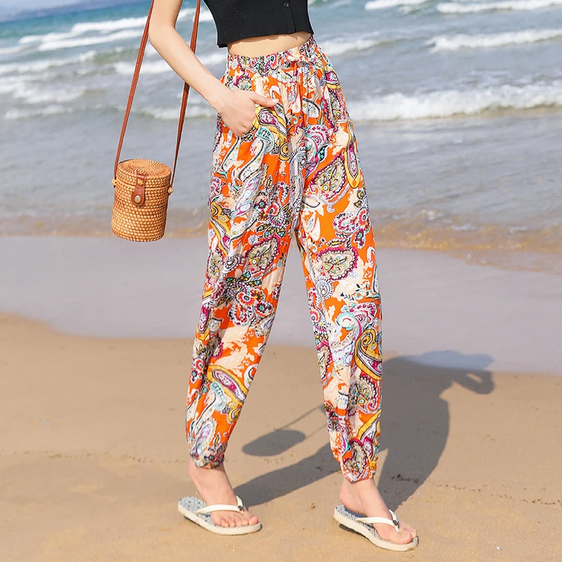 

Low MOQ wholesale ladies printed casual foot bare polyester comfortable large size harem pants