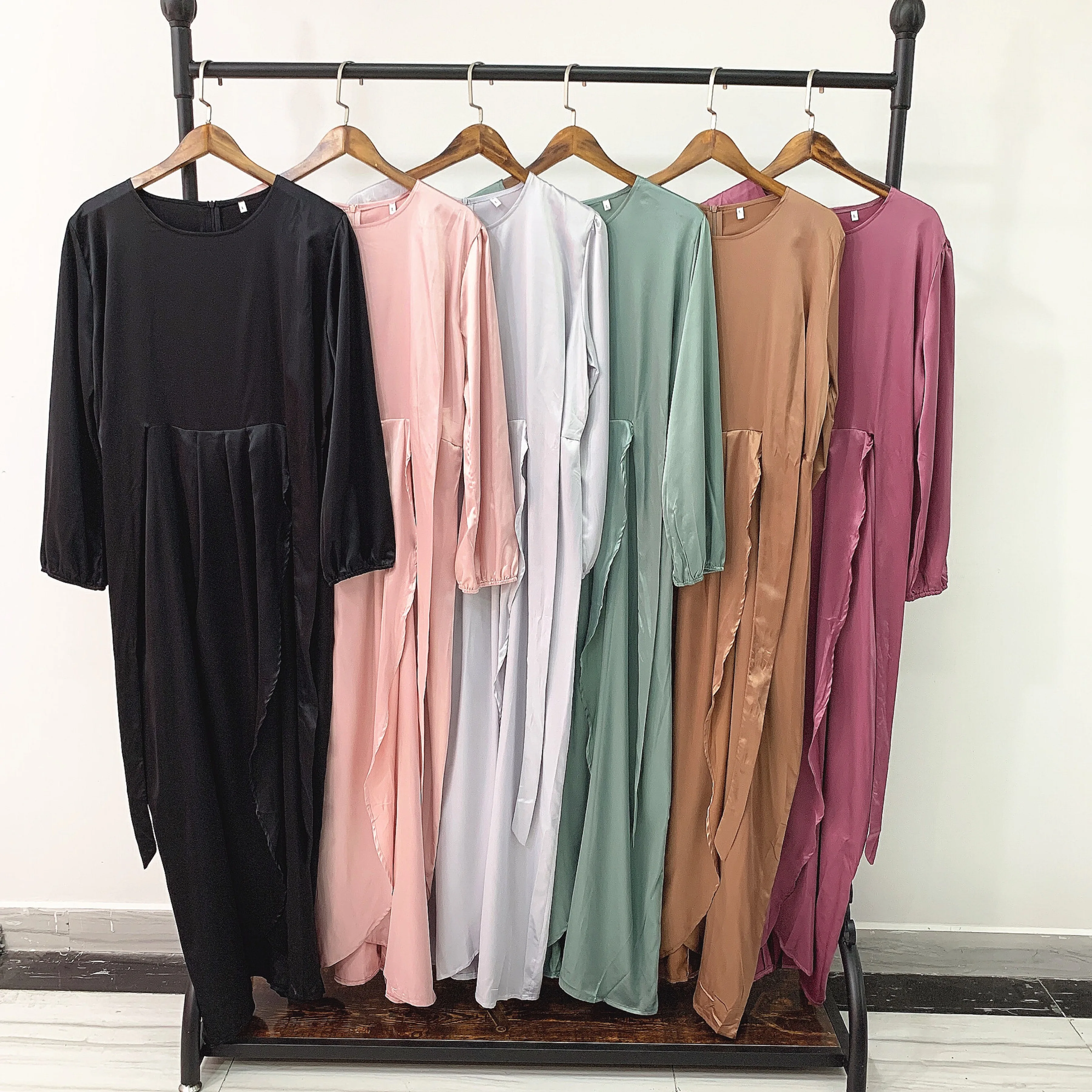 

2021 New Muslim Dress Hot selling Design Abaya Clothing For Women Modest Fashion Tie Belt Satin Dress Turkey Middle East, Customers' requirements