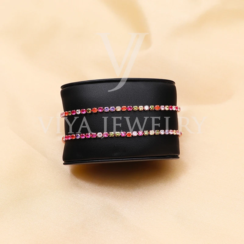 

Viya Jewelry Women's Attract Bracelet Square Cut Crystal Jewelry, Gold color