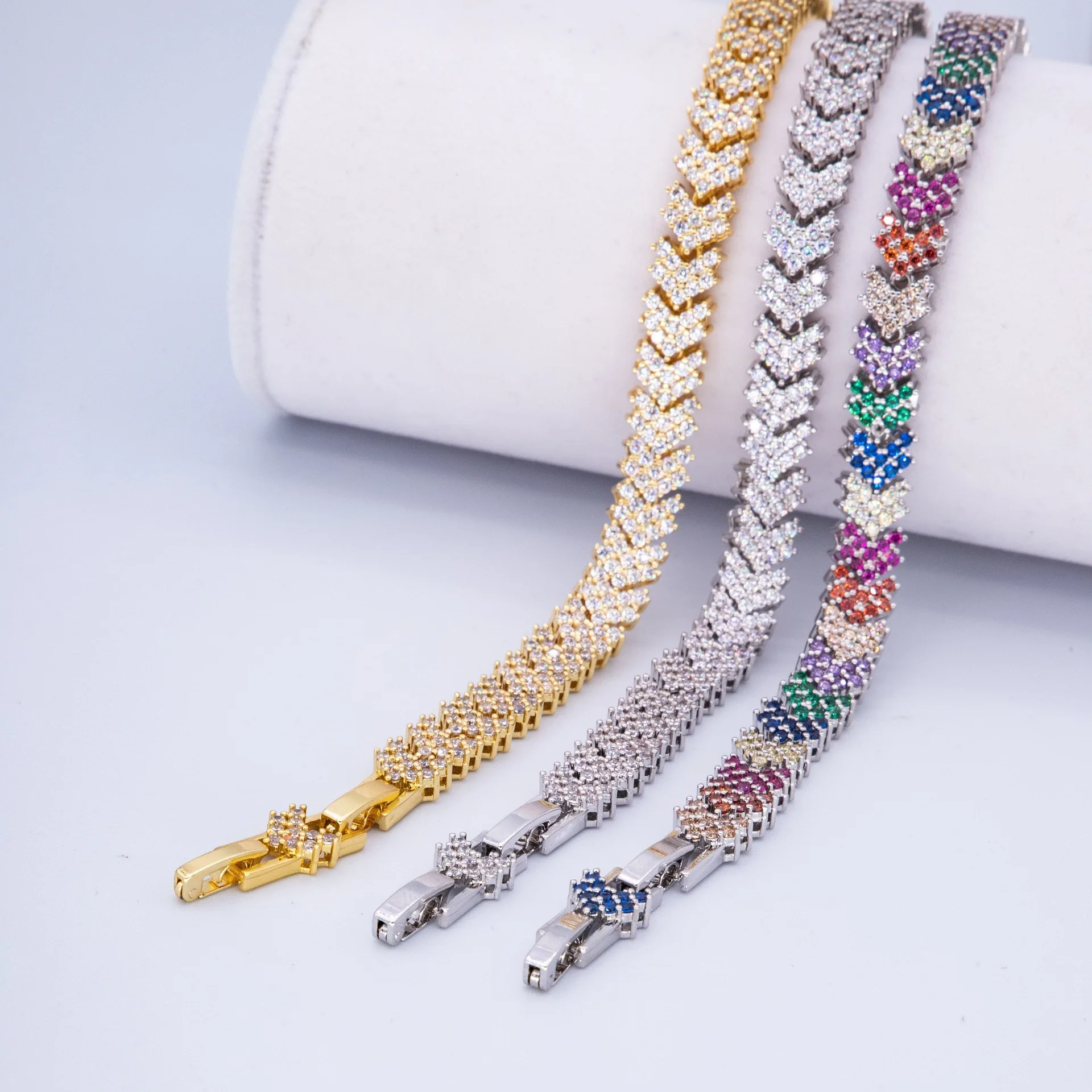 

Gold Plated Iced Out Cuban Link Bracelet Brass Bling Micro Pave Cuban Link Bracelet Wheat Hip Hop Tennis Bracelet