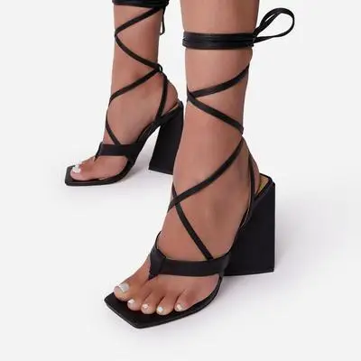 

Fashion square toe high triangle heels shoes for women Roman cross strap high quality sandals
