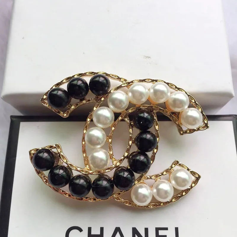 NeeFu WoFu's  women's new fashion life mainstream broochChristmas giftslatest