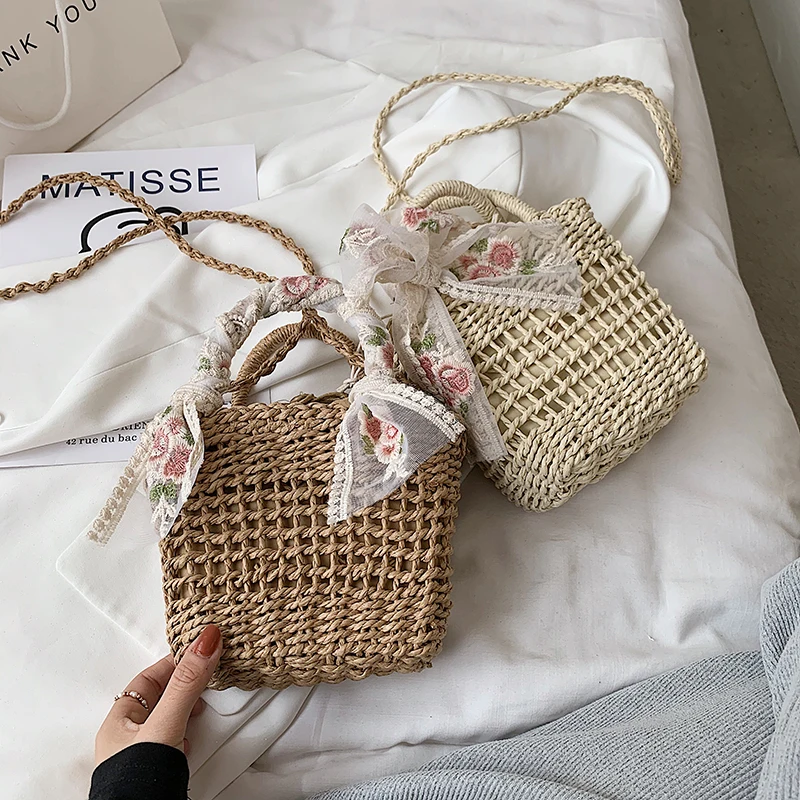 

2021 Fashion Trendy Eco Friendly Woven Tote Bags Travel Beach Mini Straw Bags for Kids, As picture