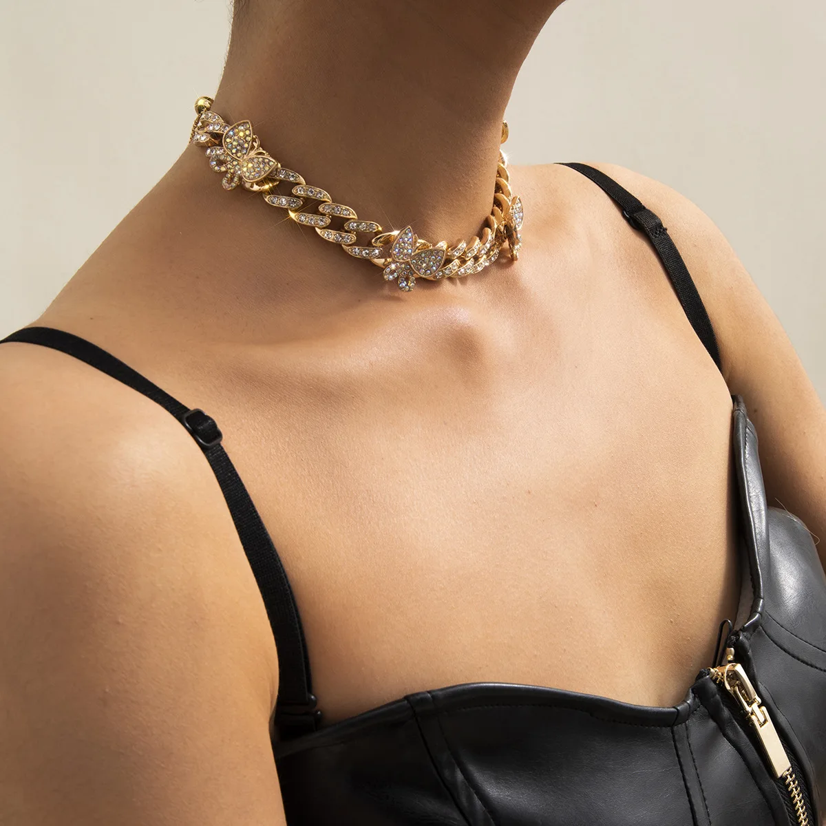 

2021 Punk Cuban Link Chain Chunky Butterfly Necklaces Gold Diamond Butterfly Choker Necklace For Girls