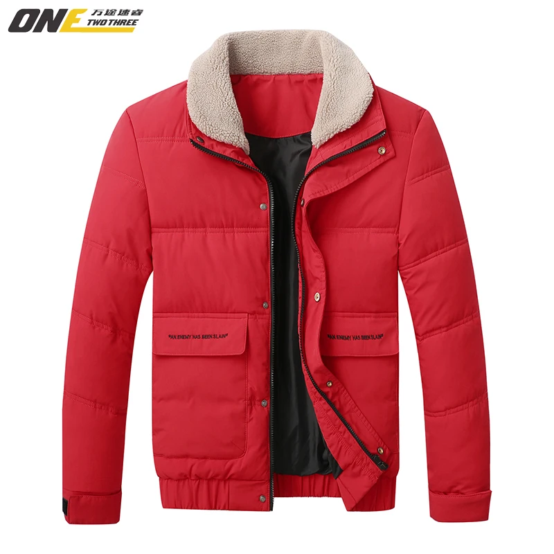 

Men's short 2020 Winter jacket with stand-up collar and cotton-padded coat is thickened with lamb wool