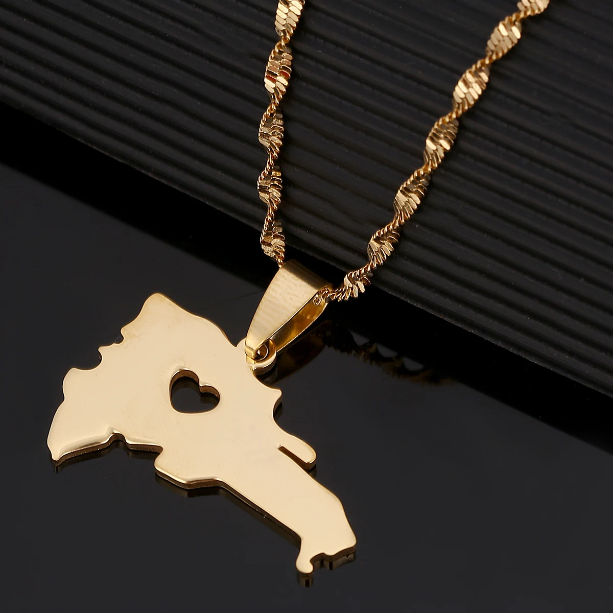 The Dominican Republic Map Pendant Necklace Gold Color Map Of Dominican ...