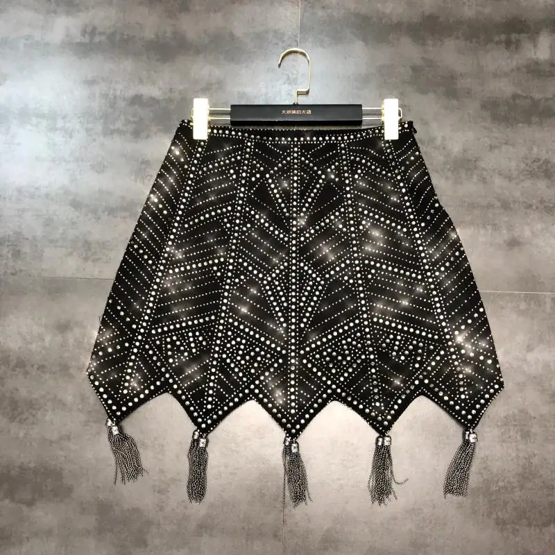 

High Quality European Fashion Hot Drilling Chain Edge Skirt Black Tassel Women's High Waist Rhinestone Package Hip Mini Skirts