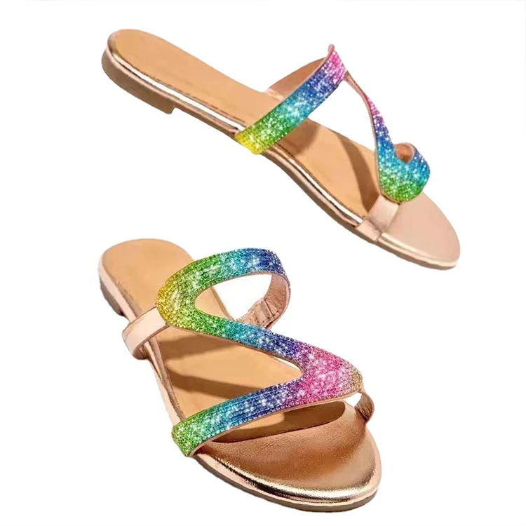 

2022 Women's New Fashion Peep-toe Rhinestone Flat Directly Wear Slippers Outdoor Beach Plus Size Hot Sale Latest Design