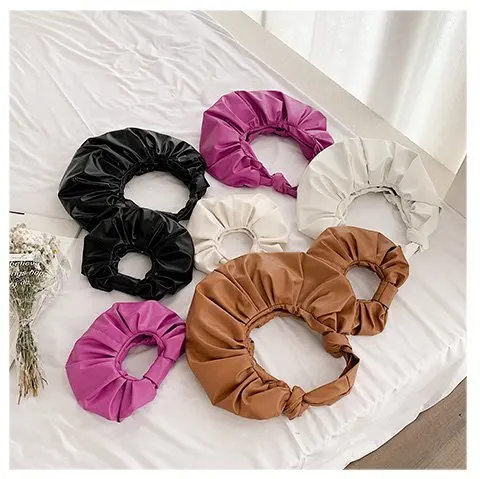 

2021 Newest Flower Shape Ruffle Round Handbag For Women Ins PU Leather Shoulder Bag For Women Winter Totes Handbags, 4 colors as picture