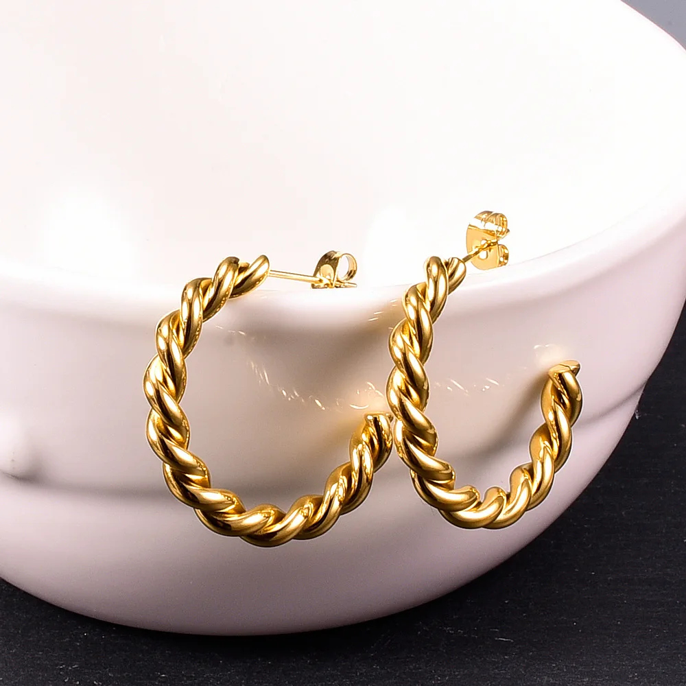 

Chic 18K Gold Plated Stainless Steel Twist Thick C shaped Hoop Earring For Women