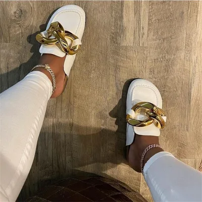 

210519  New fashion thick soles with metal chain big size shoes big head slippers lazy shoes women