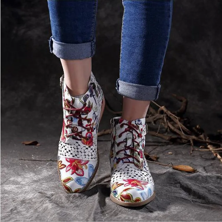 

2021 Fashion Wholesale Women Shoes Ladies Square Heel Point Toe Print Flower Boots Patchwork British Boots