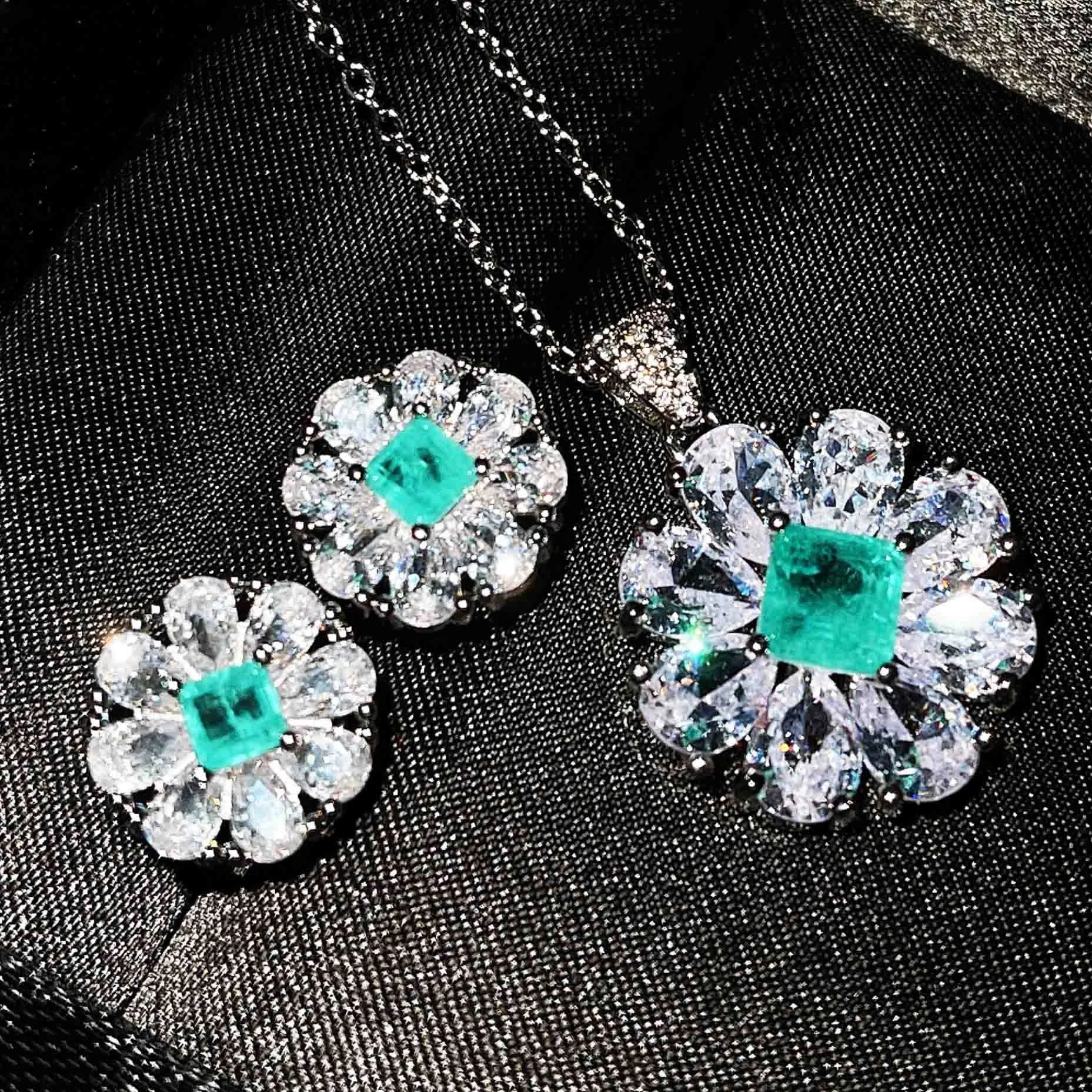 

Exquisite Wedding Jewelry Sets Sapphire Flower Paraiba Tourmaline Gemstone Pendant Necklace Earrings Bridal Set, Picture shows