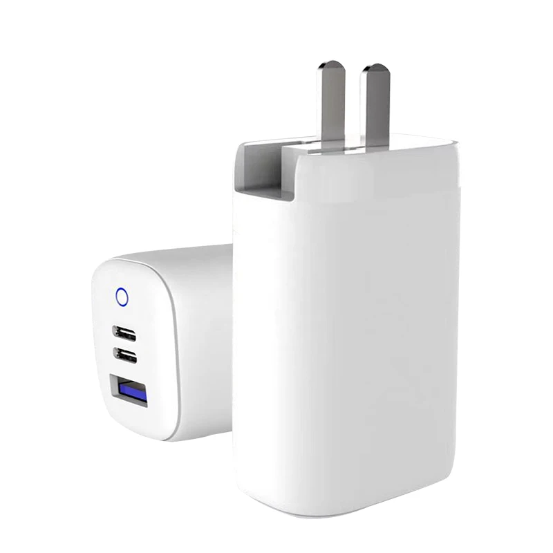 

65W Gan fast charging three port multifunctional fast charging chargerType-C, Black /white