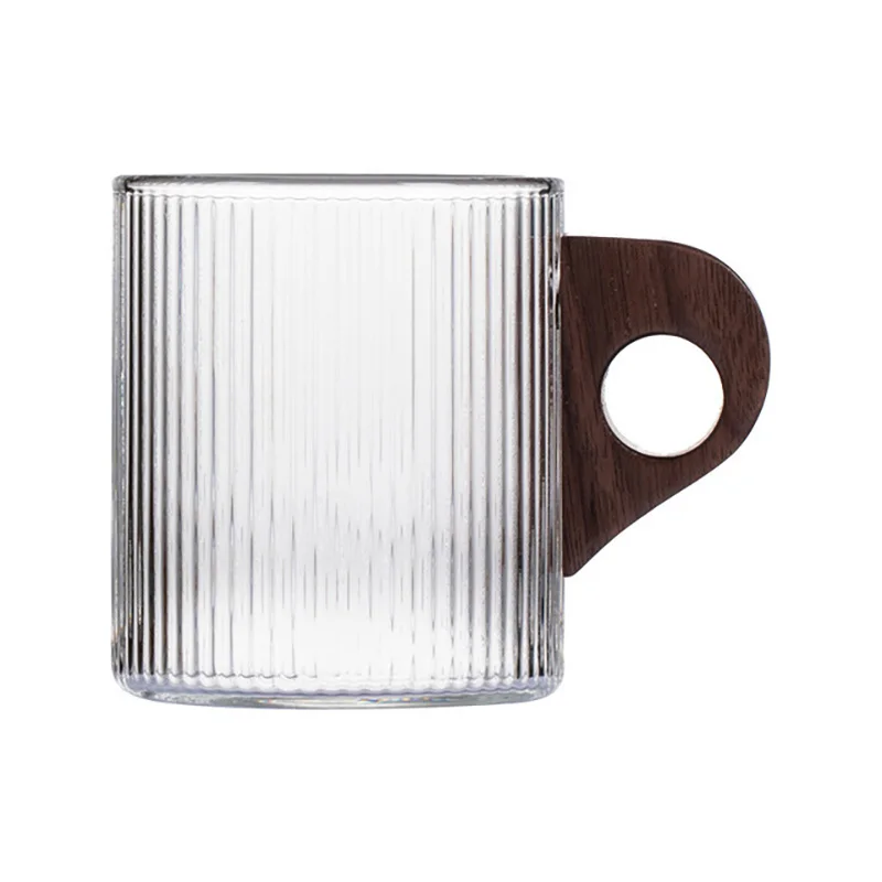 

Hot Sale Customized Glass Ribbed Cup Coffee Mugs Glass Tea Cups Tumbles For Water Beer Milk With Wood Handle
