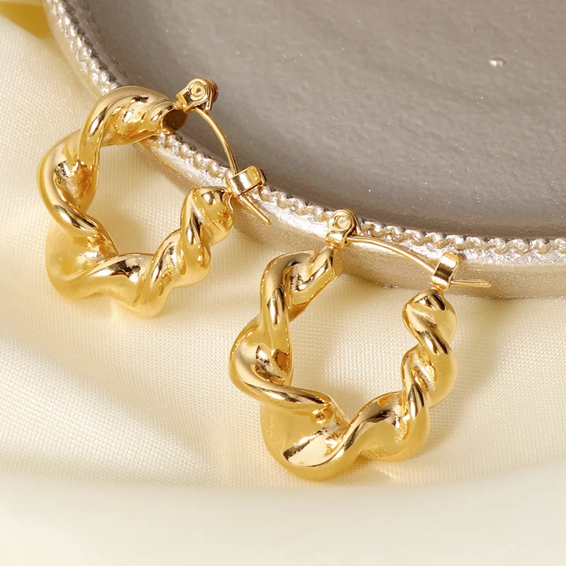 

Wholesale Irregular Shape Stainless Steel Textured Circle Earrings 18k Gold Plated Stainless Steel Geometric Hoop Earrings