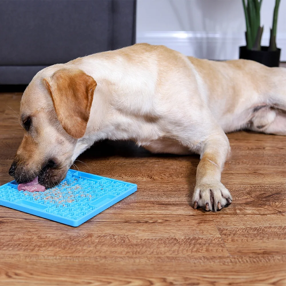 

Hot Sale Pet Silicone Sucker Slow Feeder Licking Mat Dog Bathing for Anxiety Distraction, Customized