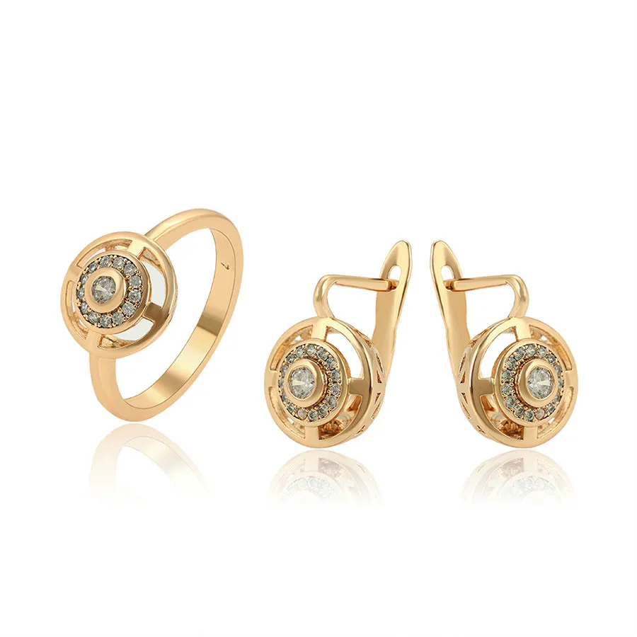 

65363 Xuping Jewelry High-end Multi-Diamond, Fashion, Elegant, All-around, 18K Gold Ring and Earring 2-piece Set