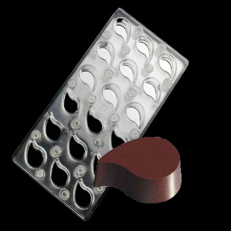 

Custom Chocolate Mold Polycarbonate Crescent Shape Magnetic Stainless Steel Transfer Plate Chocolate Mold