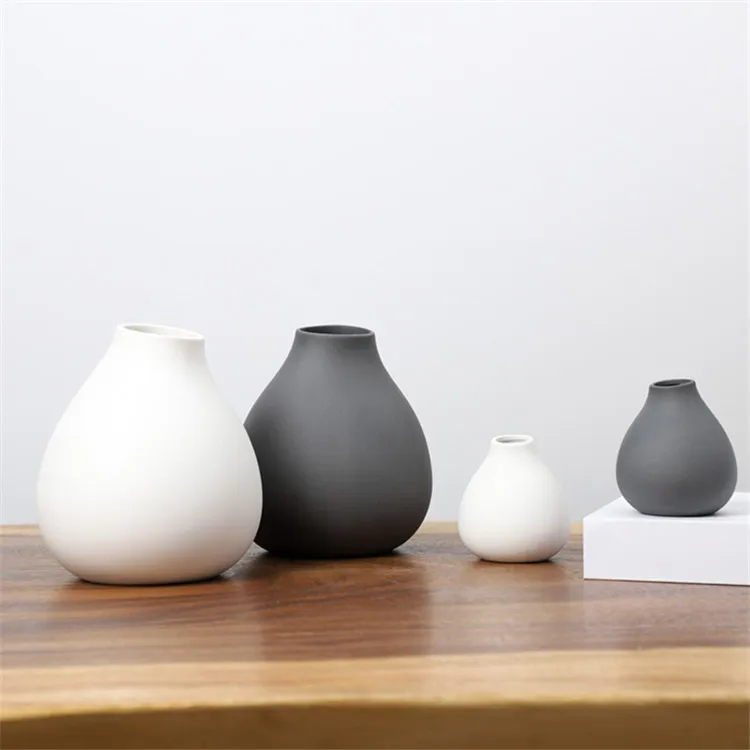 

high quality hotel home ornament matte black mini bud vases decoration ceramic vase, Customized