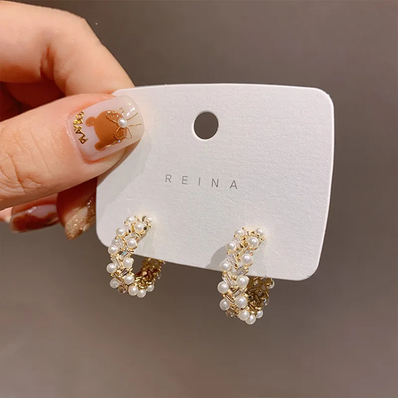 

trendy 2021 fashion pearl hoop earrings zircon cubic