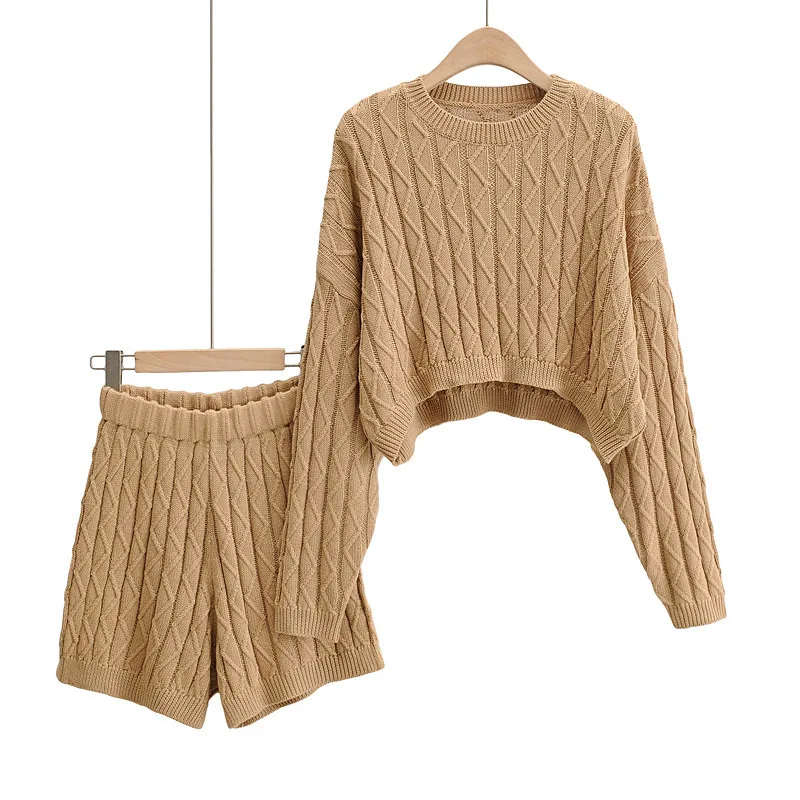 

B53778A Women casual shorts set autumn fashion round collar knit shorts with sweater, Black/white/khaki