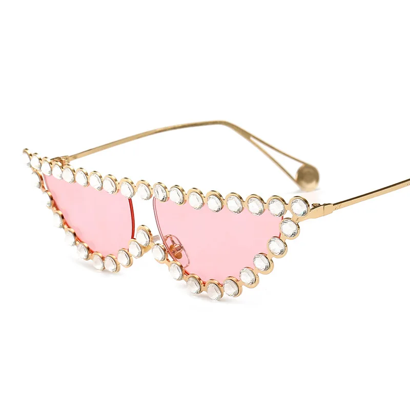 

Trendy Pearl Cateye Sunglasses With Rhinestones Modern Sunscreen Bling Sunglasses
