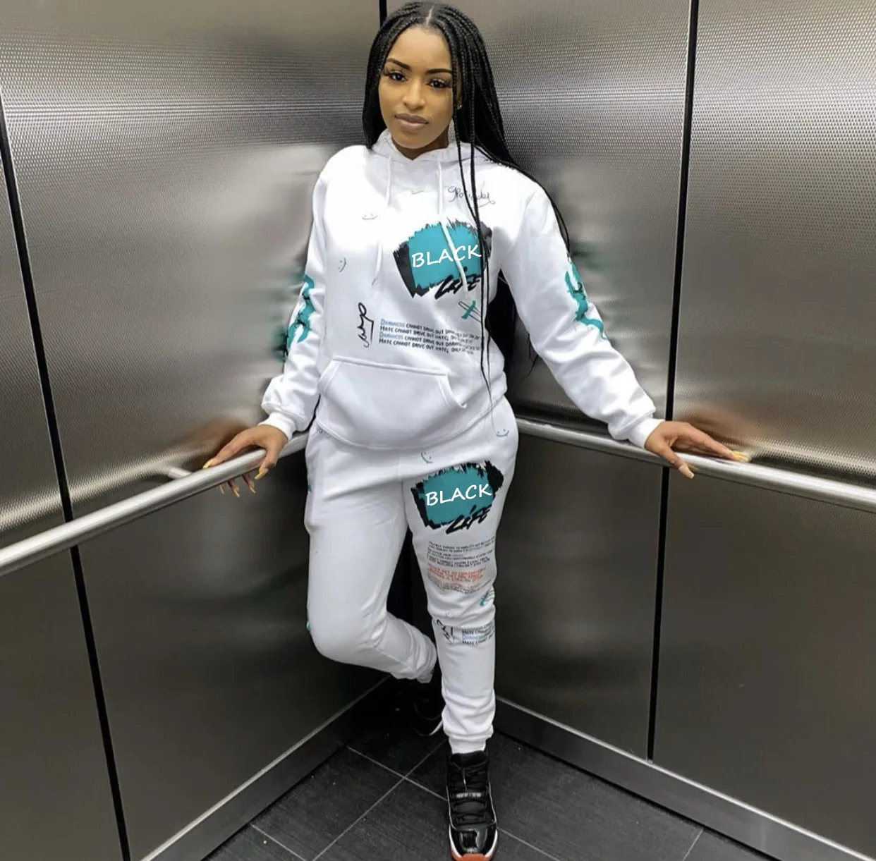 

Graffiti Streetwear Two Piece Set Women Tracksuit Female White Black LIFE Hoodies Pants Women Matching Sets Outfits Sweatsuit