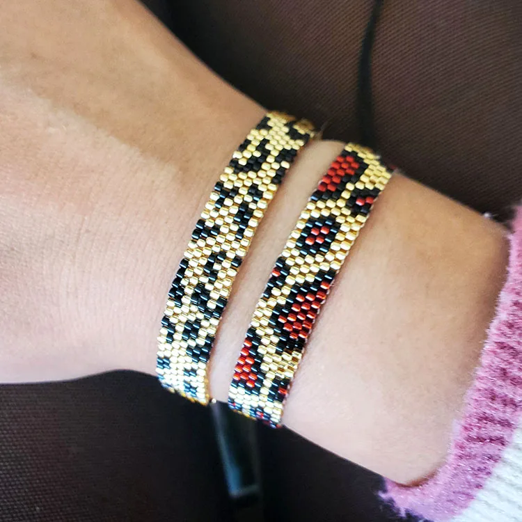 

BG1035 Chic Dainty Miyuki Seed Beads Leopard Print Loom Beaded Bracelets