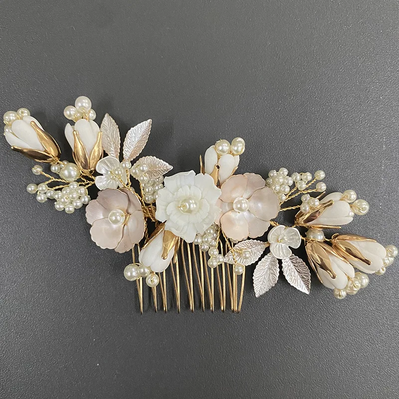 

Vintage Bridesmaids Women Jewelry Alloy Flower Freshwater Pearls Bridal Hair Comb Wedding Hair Accessories